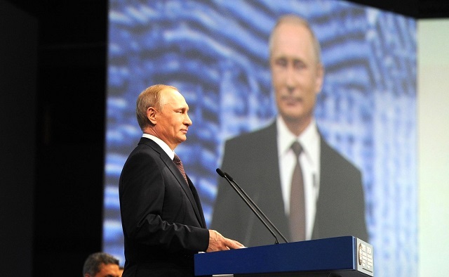 Владимир Путин начал реформу госконтроля охраны памятников