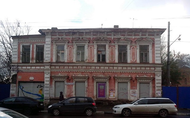 Семнадцать плачевных памятников