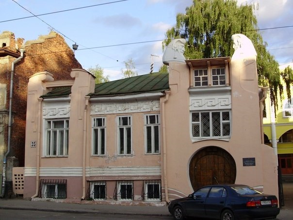 «СпасГрад» заставил два Управления заняться «Домом с авгурами»