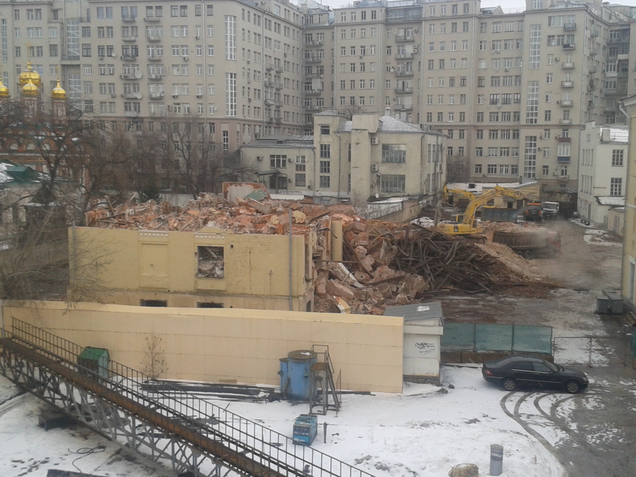 Москва начала 2015 год c незаконного сноса исторических зданий