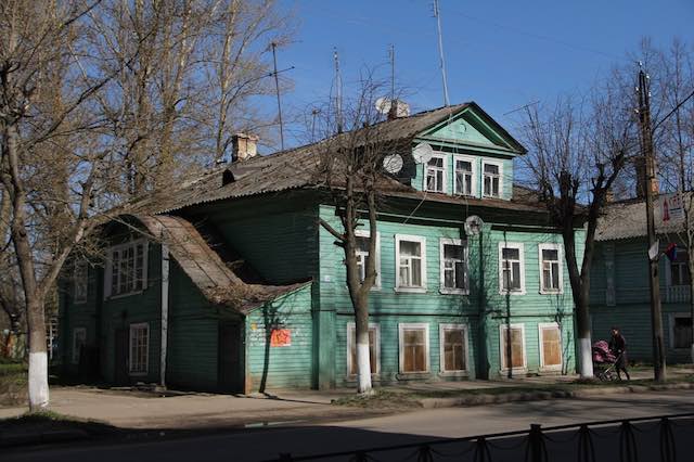 25 тысяч рублей. Главу города наказали за снос памятника архитектуры
