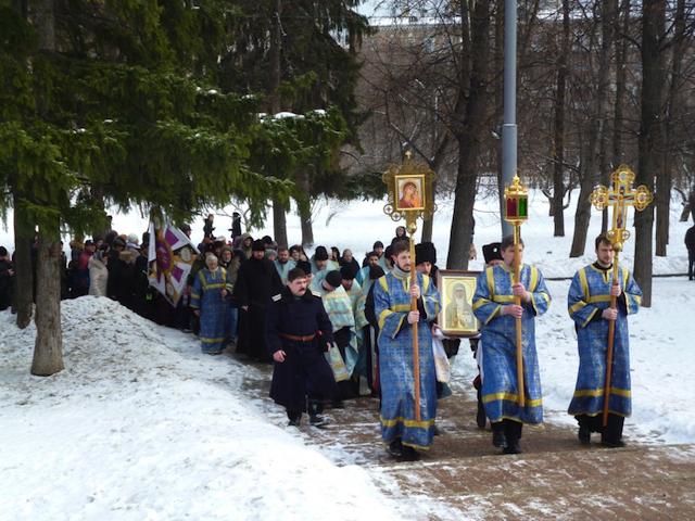 11 ноября. Бессмертный полк Братского кладбища 